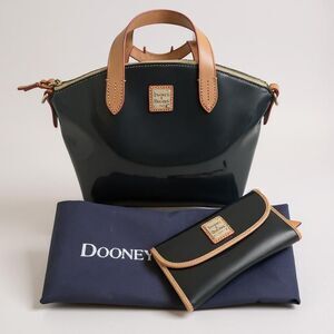 Dooney & Bourke Black Patent Leather Satchel  Handbag With Matching Wallet READ